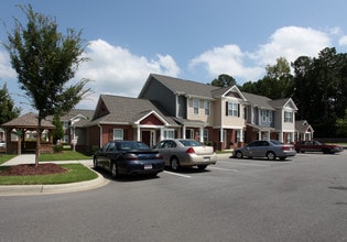 Sandy Ridge Apartments in Wendell, NC - Building Photo - Building Photo