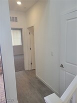 187 Jaldena Ln in Henderson, NV - Building Photo