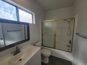 3731 Canfield Ave in Los Angeles, CA - Foto de edificio - Building Photo