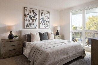 1001 N Shoreline Blvd in Mountain View, CA - Foto de edificio - Building Photo