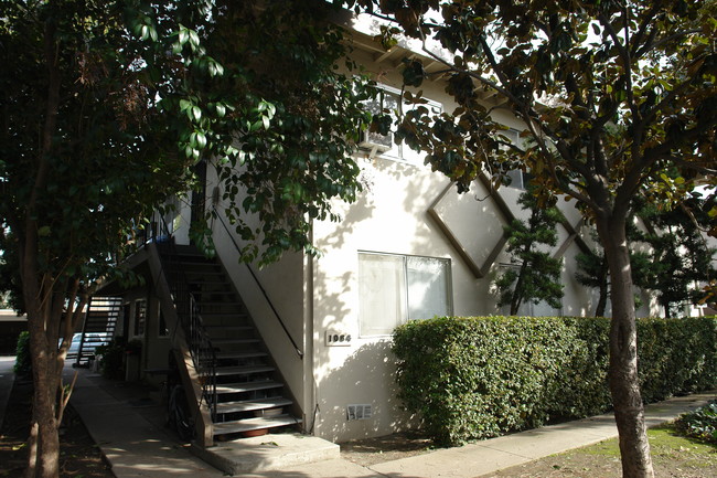 1064 Roewill Dr in San Jose, CA - Building Photo - Building Photo