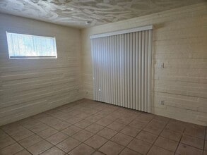 10840 N 15th Ave in Phoenix, AZ - Building Photo - Building Photo