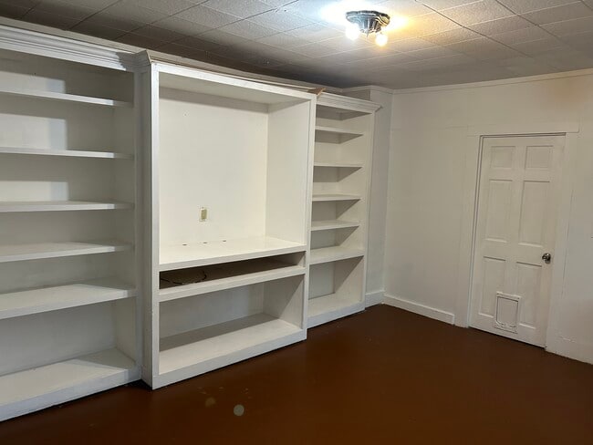 30-2 Wall St, Unit Wall Street 3 BR