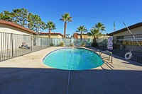 Van Patten Apartments in Las Vegas, NV - Building Photo - Building Photo