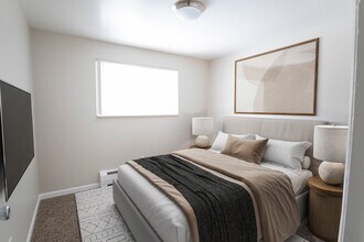 Kipling Village Apartments in Wheat Ridge, CO - Foto de edificio - Building Photo