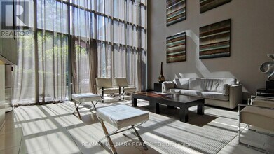 320 Richmond St E in Toronto, ON - Building Photo - Building Photo