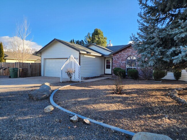 1687 Mackland Ave in Minden, NV - Building Photo - Building Photo