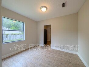 3055 2nd St Cir in Jacksonville, FL - Building Photo - Building Photo