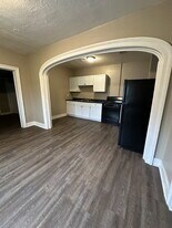 809 Milton Ave in Janesville, WI - Building Photo