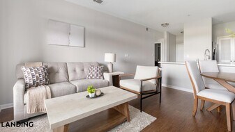 14807 Woodland Hills Dr, Unit 9307 in Humble, TX - Building Photo