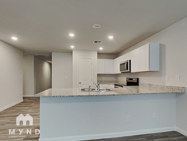 10253 W Wenden Dr in Arizona City, AZ - Building Photo - Building Photo