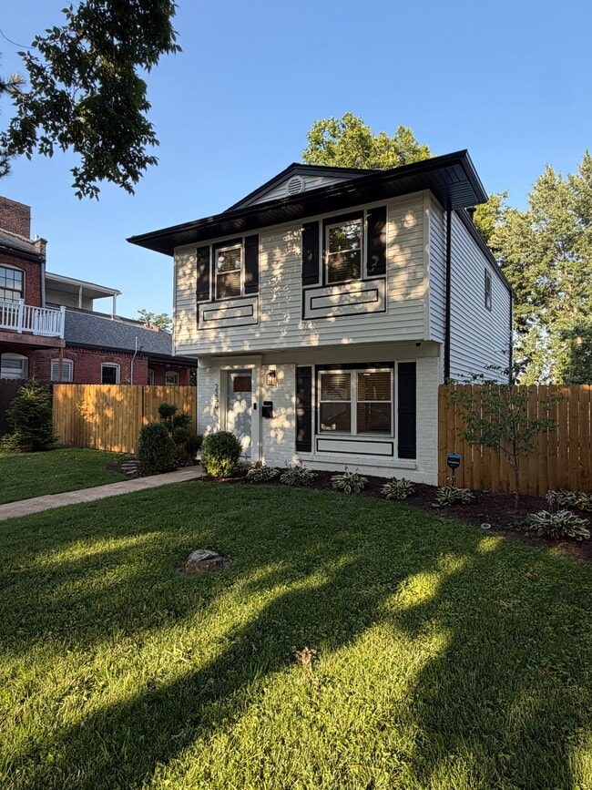 property at 2250 Jules St
