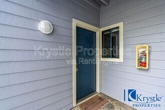 1201 Glen Cove Pkwy in Vallejo, CA - Building Photo - Building Photo