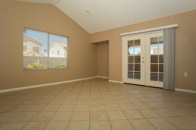 6562 Hayden Peak Ln in Las Vegas, NV - Building Photo - Building Photo