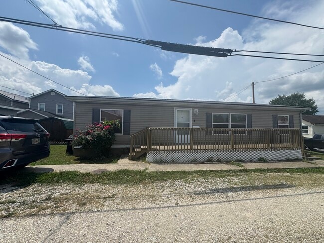 property at 214 17th St