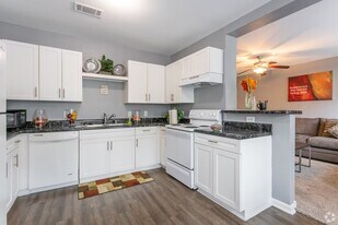 5154 Griggs Rd in Houston, TX - Building Photo