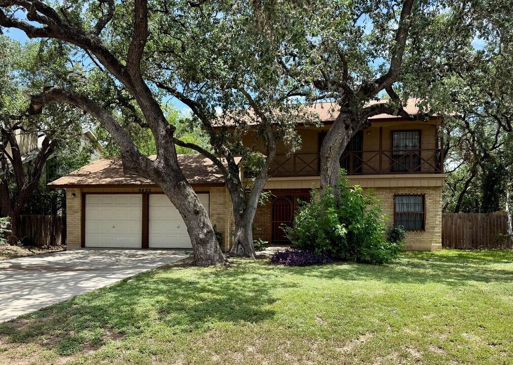 5422 Timber Trace St in San Antonio, TX - Building Photo