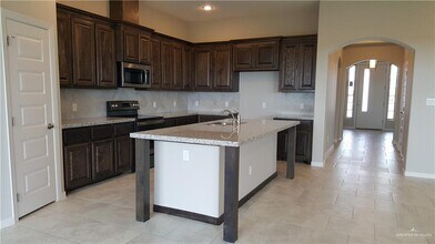 14204 Sweet Water Wy in McAllen, TX - Building Photo - Building Photo