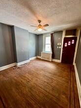 1352 Gillingham St in Philadelphia, PA - Building Photo - Building Photo