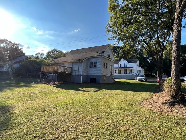 37 Branch St in Gainesville, GA - Building Photo - Building Photo