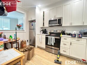 78 Linden St, Unit 1 in Boston, MA - Building Photo - Building Photo