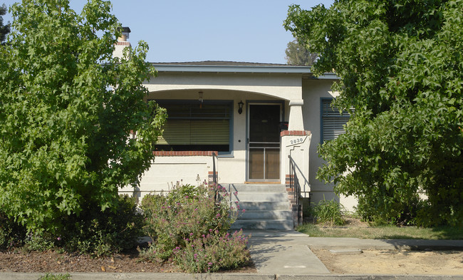 2030 Alhambra Ave in Martinez, CA - Building Photo - Building Photo