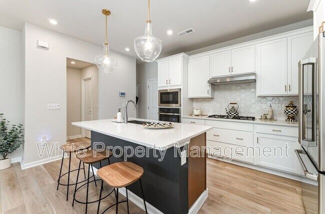property at 514 Myrick Aly