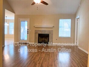 103 Mockingbird Cove in Hutto, TX - Building Photo - Building Photo