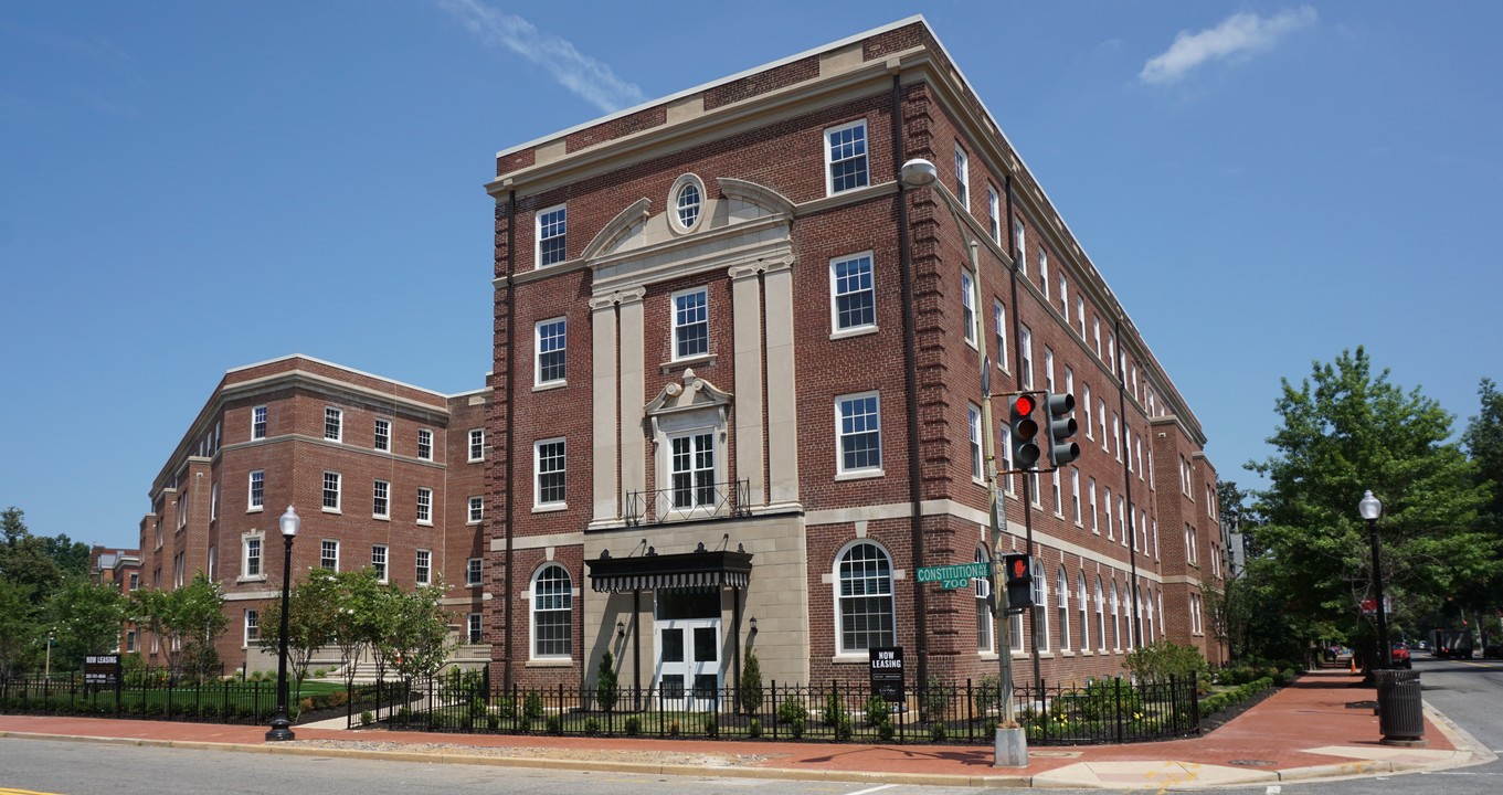 700 Constitution in Washington, DC - Building Photo