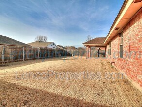 1716 Briarcreek in Norman, OK - Building Photo - Building Photo
