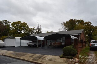 309 Vance St in Statesville, NC - Building Photo