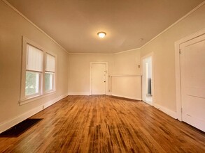 81 Delaware Ave in Muskegon, MI - Building Photo - Building Photo