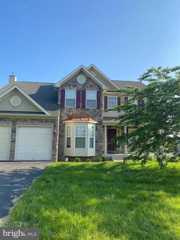 8284 Harper Dr in Waynesboro, PA - Building Photo - Building Photo