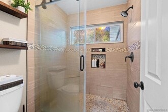 2038 Caraway St in Escondido, CA - Foto de edificio - Building Photo