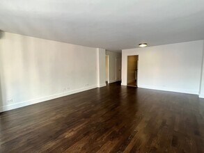 220 E 63rd St in New York, NY - Building Photo - Building Photo