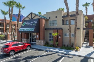 Emerald Suites Valley View in Las Vegas, NV - Building Photo - Building Photo