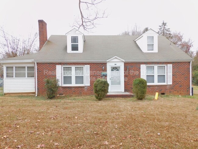 property at 3713 N Cherry St