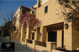 Delacey Place in Pasadena, CA - Building Photo - Building Photo