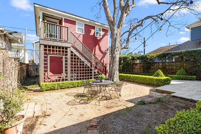 property at 1524 Columbia St