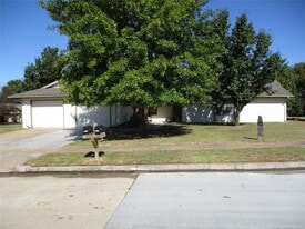 2316 W Ithica St, Unit 2318