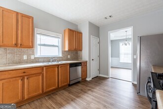 3290 Cooper Woods Dr in Loganville, GA - Building Photo - Building Photo