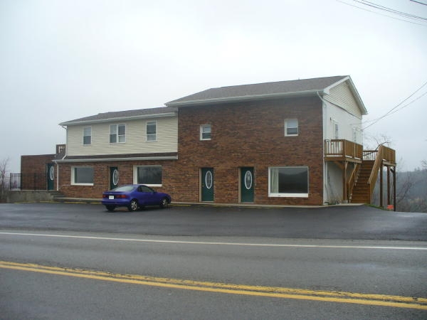 859 S Main St in Hillsville, VA - Building Photo