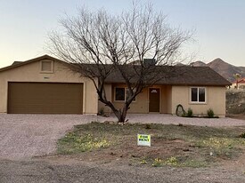 1176 Menta Ct in Rio Rico, AZ - Building Photo