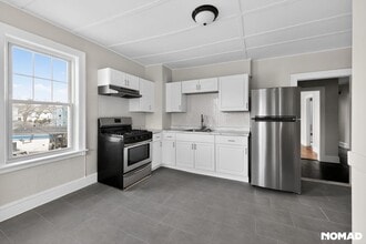 1482 Corbin Ave in New Britain, CT - Building Photo - Building Photo