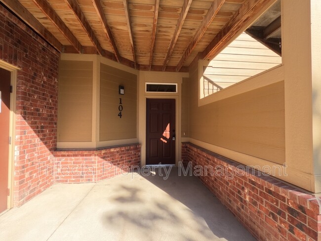 2445 Windrow Dr in Fort Collins, CO - Building Photo - Building Photo