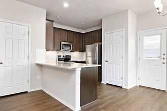 306 Caleb Ct in Schertz, TX - Building Photo - Building Photo