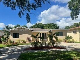 272 Springs Ave in Miami Springs, FL - Building Photo