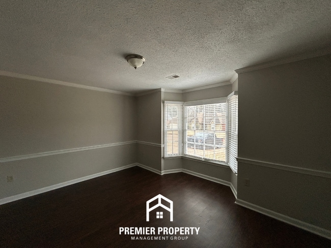 7082 Farmhouse Dr in Memphis, TN - Building Photo - Building Photo