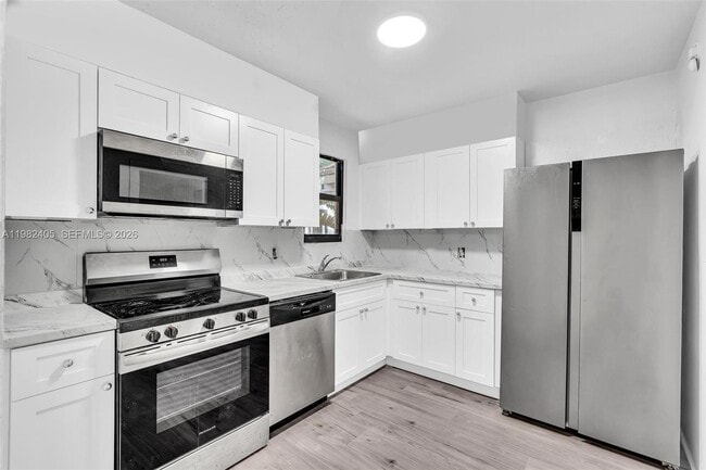 118 NW 44th St in Miami, FL - Building Photo - Building Photo