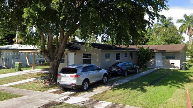 475 NE 140th St in North Miami, FL - Building Photo